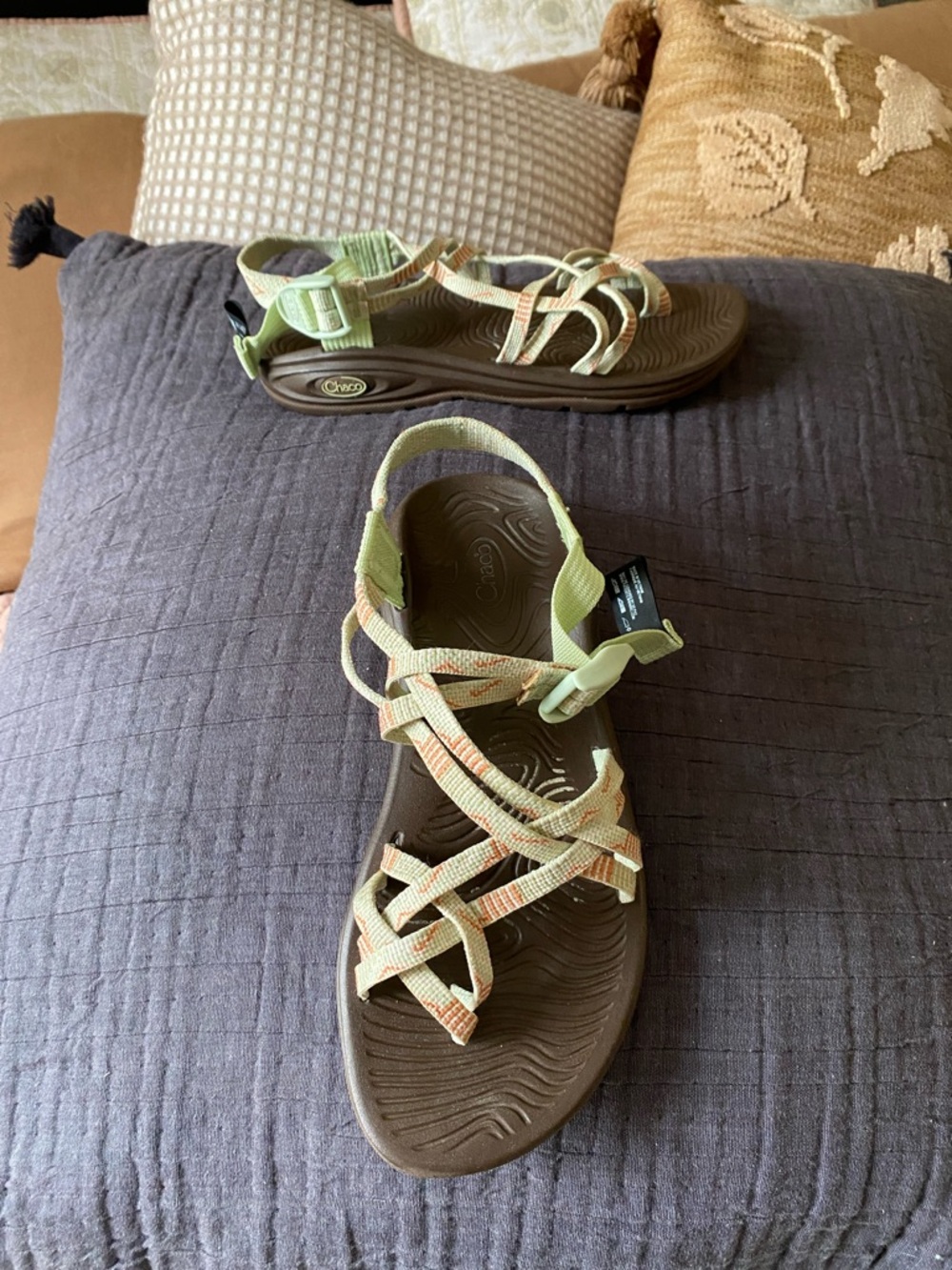 Chaco Strappy Outdoor Sandals in Light Mint Green Orange and Brown — Women’s 8